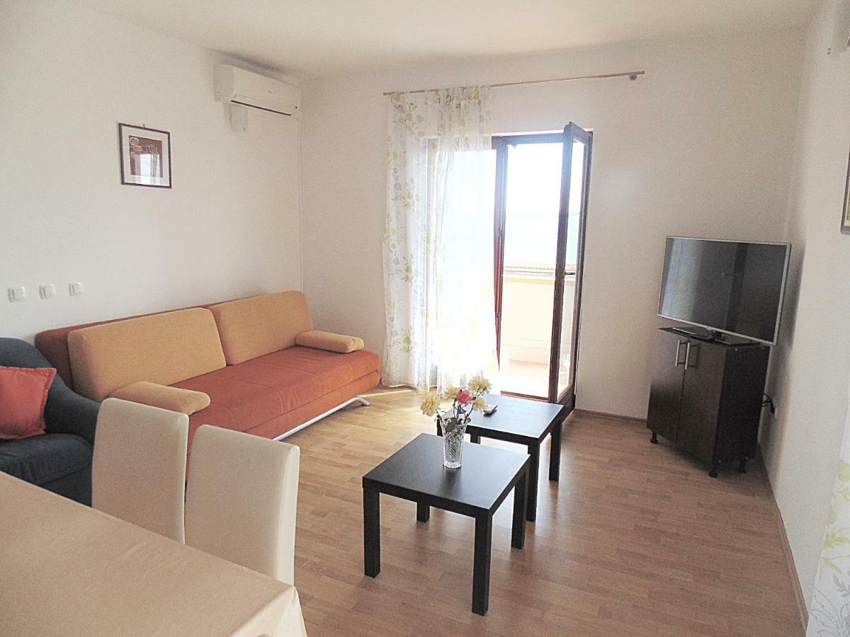 1 bedroom apartment 55 m2 Rtina Buitenkant foto